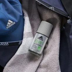 Hombre Adidas 6 in 1 Desodorante Roll-On