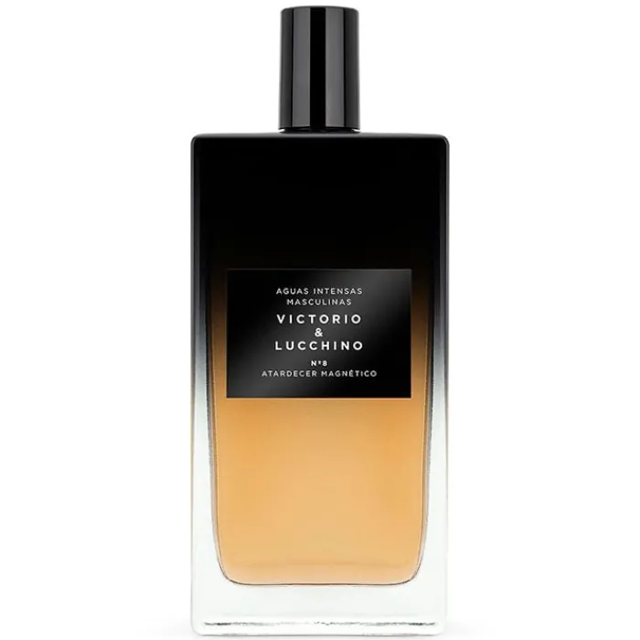 Hombre Victorio & Lucchino Aguas Intensas Masculinas Nº 8