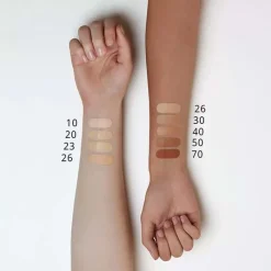 Essence Camouflage+ Corrector