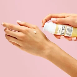 IT COSMETICS Confidence in a Gel Lotion