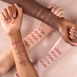 Catrice Creamy Nudes Lápiz Labial