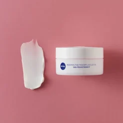 NIVEA Crema de Día Nutritiva