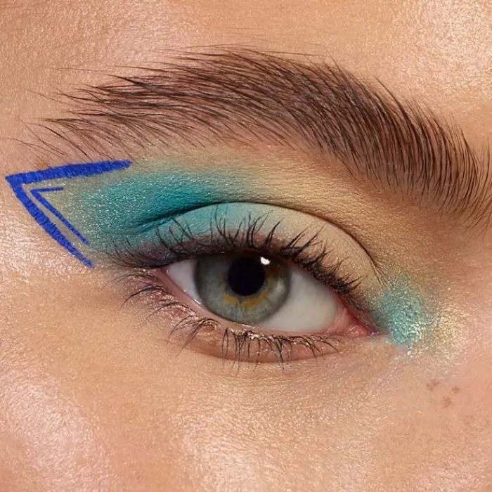 Essence Eyeliner líquido Colour It!