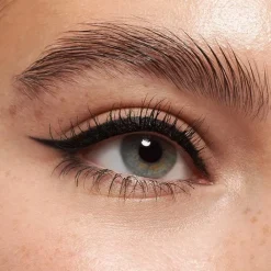 Essence Kajal Lápiz de Ojos