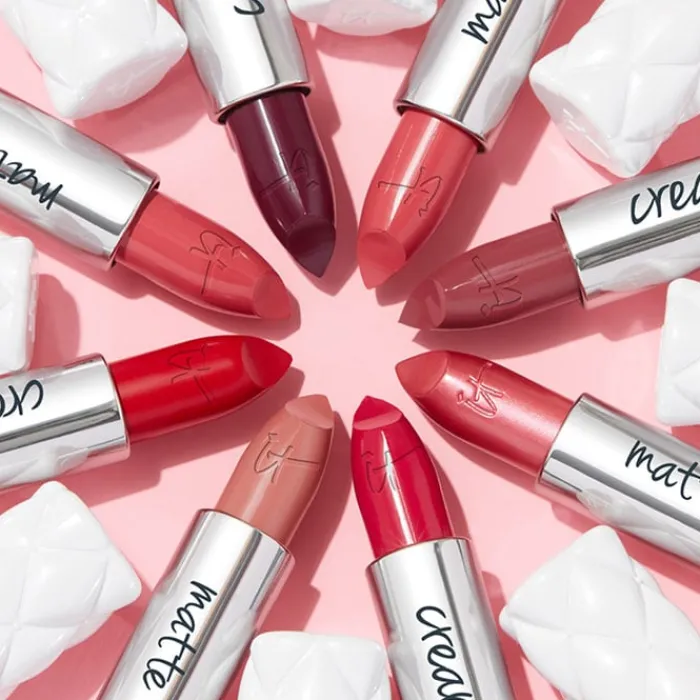 IT COSMETICS Pillow Lips Matte