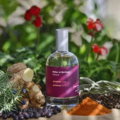 Mujer Miller et Bertaux Pimiento +++