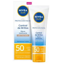 NIVEA Protección Facial Control de Brillos Color SPF50