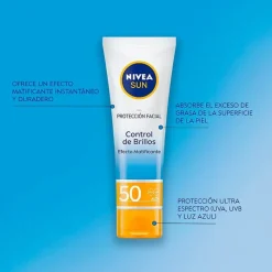 NIVEA Protección Facial Control Brillos SPF50
