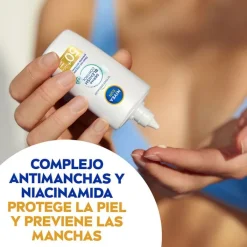 NIVEA Protección Facial Derma Skin Clear SPF50+