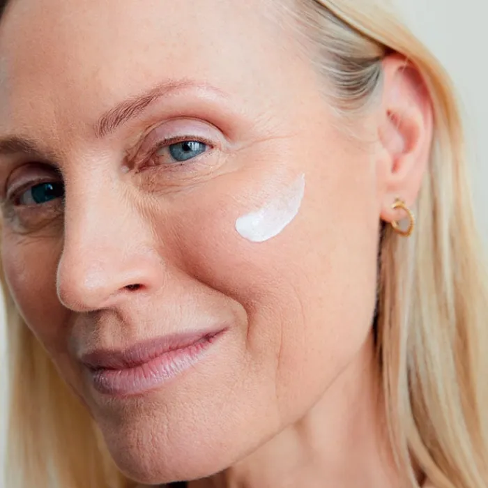 NIVEA Q10 Power Anti-Arrugas Extra-Nutritiva Crema de Día