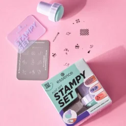 Essence Stampy Set Nail Art