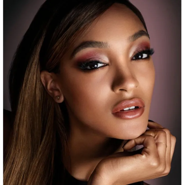 MAYBELLINE The Burgundy Bar Palette