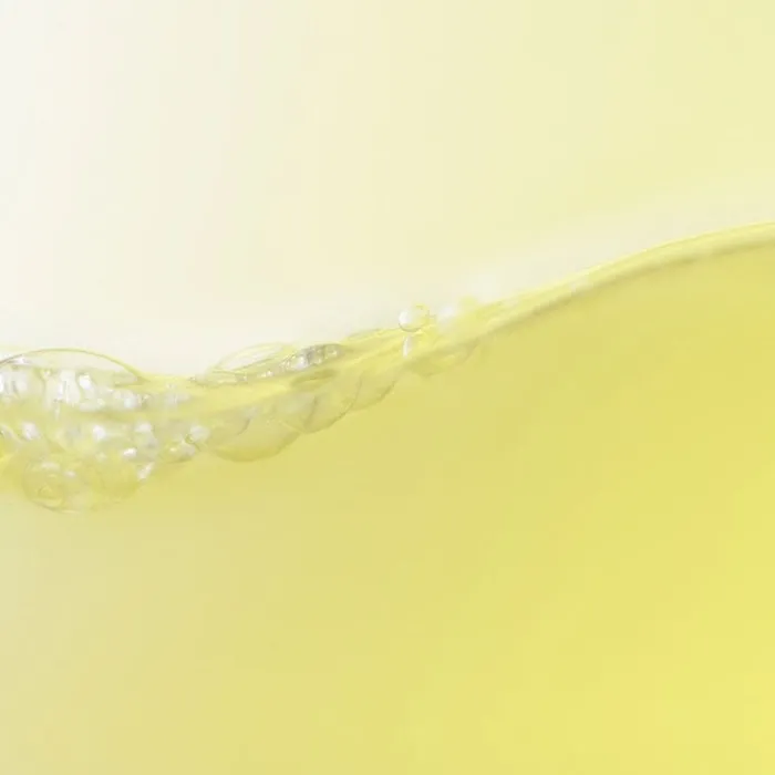 SHISEIDO Waso Yuzu-C Glow-On Shot